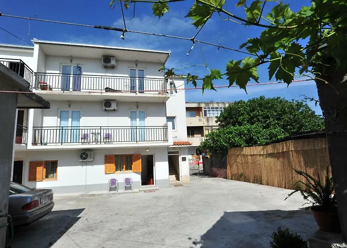 Apartment Pepi *