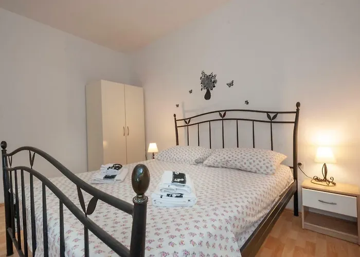 Apartment Pepi *